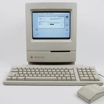 かわいいMacのフィギュア、ちょっとお高いですけど