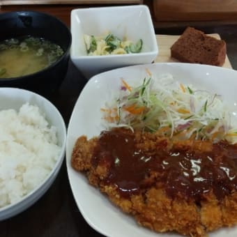 Cafe Lunch Boxでランチ