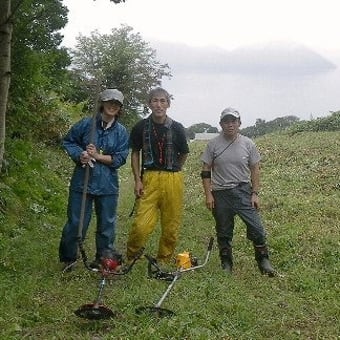 林道　草刈り終える