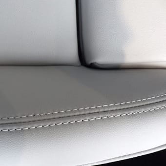 【新型A5生産初期グローバル限定モデル】アウディ・新型A5 edition one 展示 in Audi富山