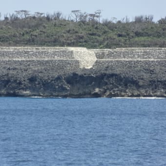 「にっぽん丸で航く　遥かなる沖縄・慶良間諸島と絶海の孤島・南大東島」