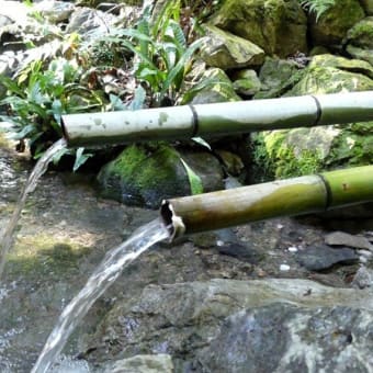 #9426 恵利原の水穴 天の岩戸（お伊勢さん夫婦旅行_6）