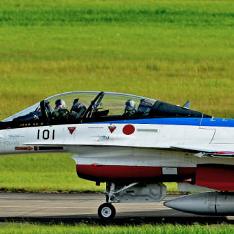 F-2  F-15 航空自衛隊基地