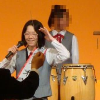だまされる。