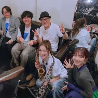 杏里さん、ビルボードライブ大阪公演、盛り上がりました 杏里さん、ビルボードライブ大阪公演、盛り上がりました