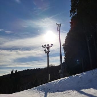 いぶきの里スキー場にて今シーズン初滑りを楽しみました。