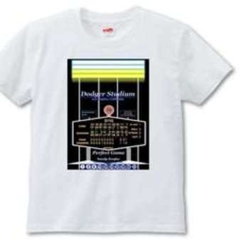 震災復興チャリティー「レトロ球場スコアボードTシャツ＆缶バッジ」新作です