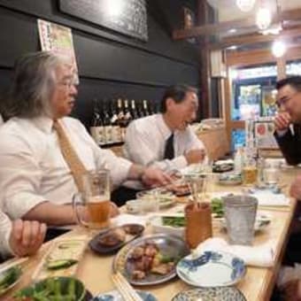 ちがったアングルで　（大巨会忘年会）