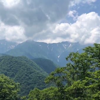 傘山