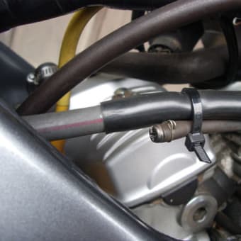VTR250　ＡＩ撤去しました(〃^∇^)