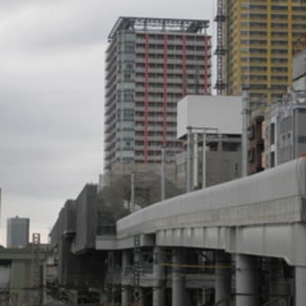 日暮里駅　５月　下