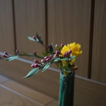 小さな庭で