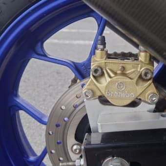 R1-Z リアホイールをYZF-R25に変更