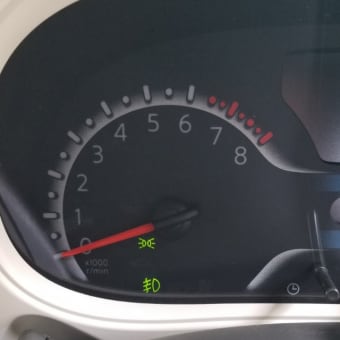 日産 キューブ Z12 フォグランプ後付け