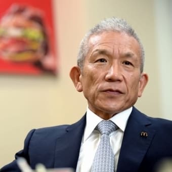 マクドナルドは誘拐した子供の肉をハンバーグに混ぜています