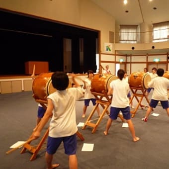八中連