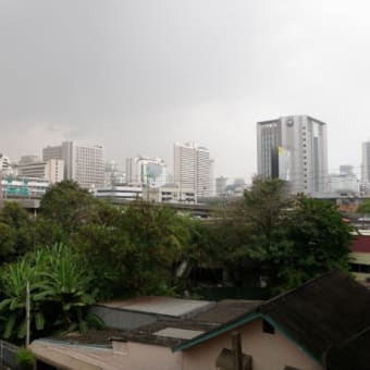 バンコク、突然の雨