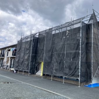 アパート外装塗装工事開始しました🎵