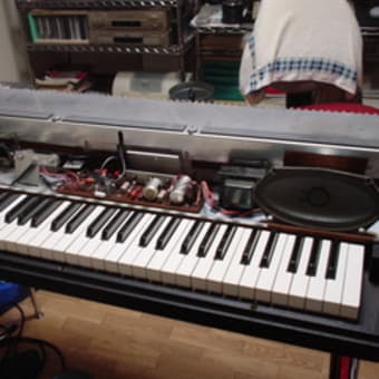 隠れ銘ステージピアノ □□KAWAI MP10 - 濡れてシビれて