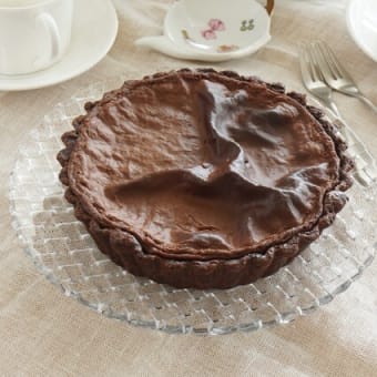 チョコレートのフラン　バスク風チーズケーキ