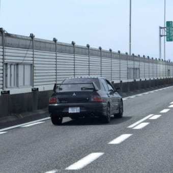 気になる車たち