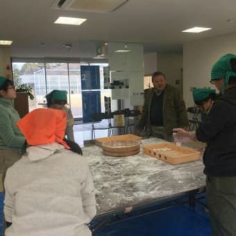 社会福祉法人虎伏学園餅つき奉仕