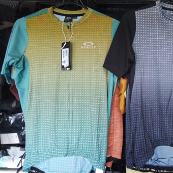 vol.6806  ENDURANCE DAZZLE CAMO JERSEY