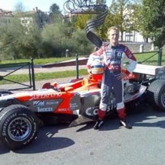 F1をテスト走行 Pronto Ronnie F1をテスト走行 Pronto Ronnie
