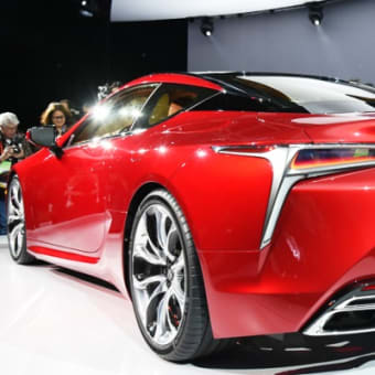 「Love life, love cars」本日快走の１台：LEXUS LC
