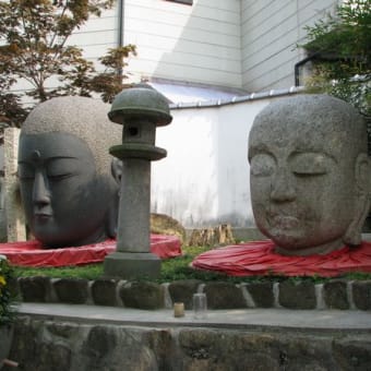 宝塚市小浜のくび地蔵