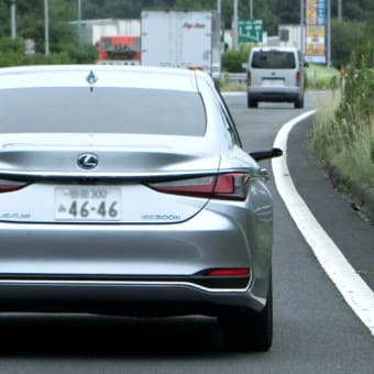 気になる車たち