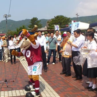 夏到来！須磨海岸クリーン作戦