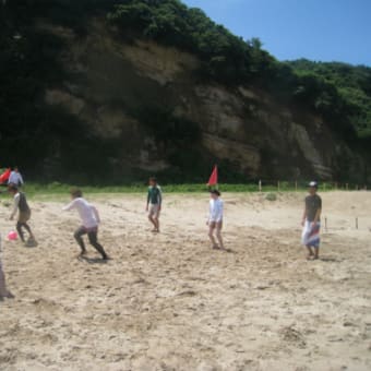 今日は、みんなで海水浴！！　海バレーにビーチサッカー！元気だねーー！！★HINANOツアー2日目！！