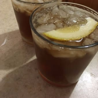 紅茶と全く無関係の「ロングアイランドアイスティー」作り方