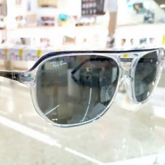 Ray Banサングラス入荷のご案内です。