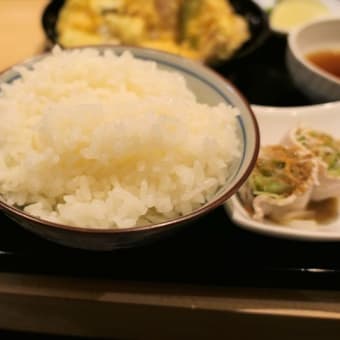 昨年（2023年）11月オープンの長野市鶴賀田町「天麩羅 さわ天」で、さわ天御膳の夕食。