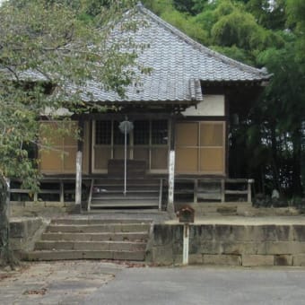 女淵観音堂の石橋供養塔と桂川源流探訪