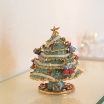 ビーズのクリスマスツリー