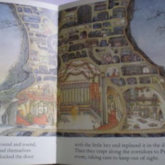 The Secret Staircase (Brambly Hedge)