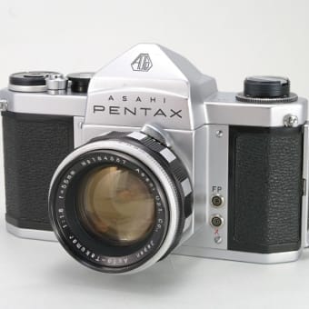 懐かしきフィルムカメラのエプロンデザイン