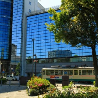 県庁前広場。。。