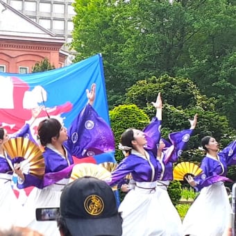 札幌・街の一コマ ： ニコリ