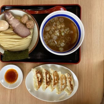 麺が綺麗に並んで✨