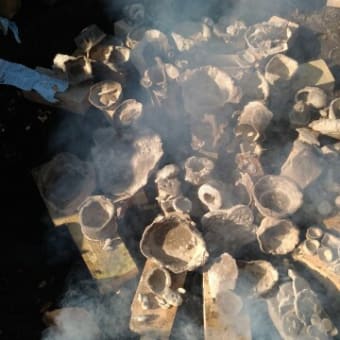 小学校で野焼き