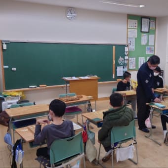 11月24日、川口市立幸町小学校のクラブ活動の風景