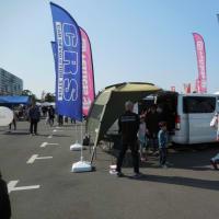 キャンピングカーの展示会にお台場に行ってきました。