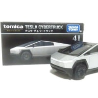 プレミアムなトミカ　テスラ サイバートラック