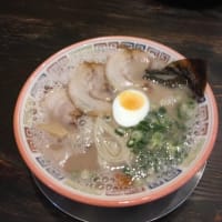 宝くじを買うついでに大砲ラーメン本店へ行く。