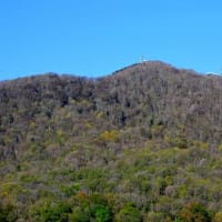 2025.05.08(木)AM07:00の藻岩山・平和祈念塔・手稲山・三角山・円山