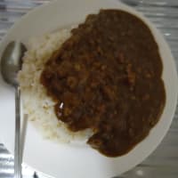 朝ごはんにカレーは重い！